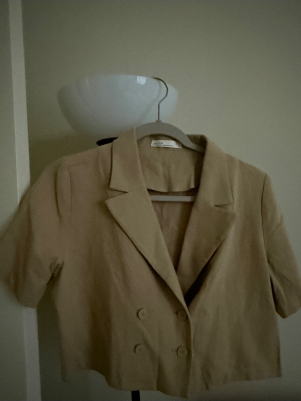 OAK + FORT Short Double-Breasted Cropped Blazer in Beige